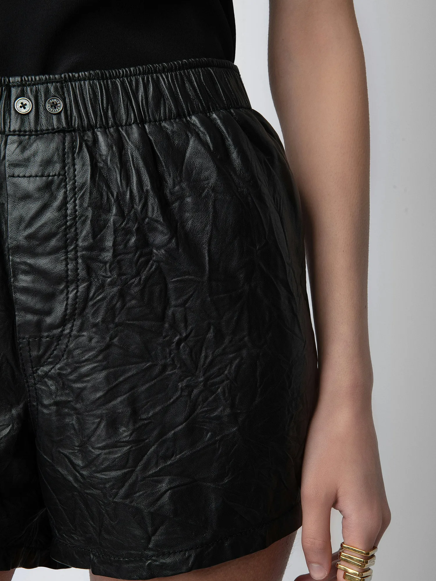 pax_crinkled_leather_shortsiconic_3.webp Pax Crinkled Leather ShortsICONIC>Zadig & Voltaire Shop